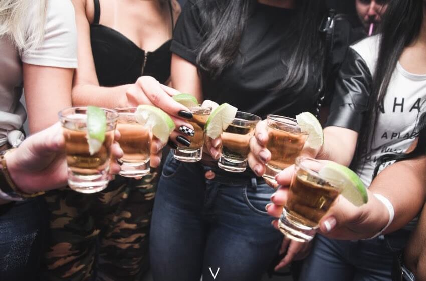 Should we let our teens drink alcohol?